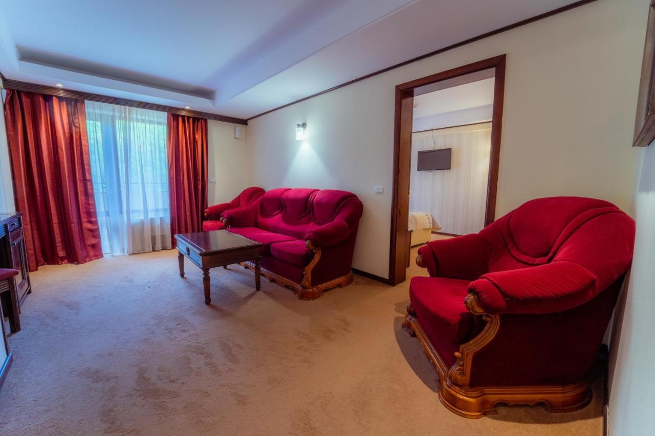 Hotel Perla Slănic-Moldova Exteriér fotografie