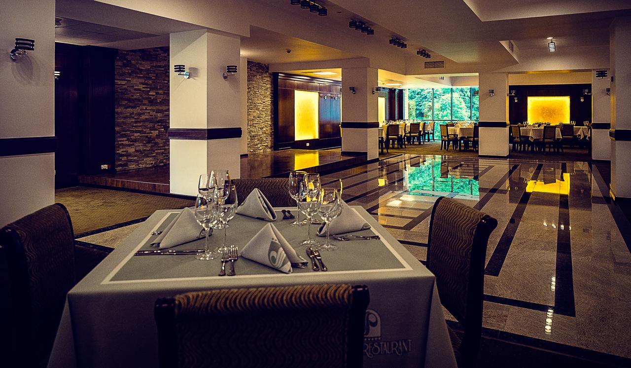 Hotel Perla Slănic-Moldova Exteriér fotografie